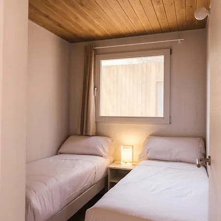 キャンプ場 Wecamp Cala Montgo 2*