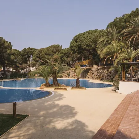 Wecamp Cala Montgo Kemp 2*