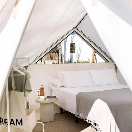 Wecamp Cala Montgo Kemp 2*
