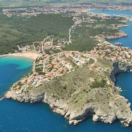 Wecamp Cala Montgo 2*