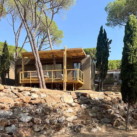 Camping Wecamp Cala Montgo 2*